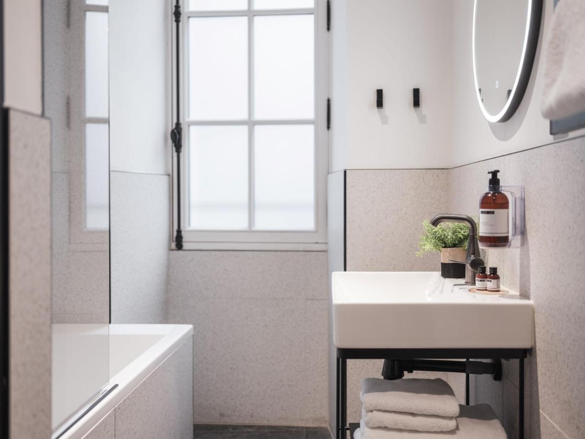Appartements Crebillon - Maisons Du Monde Hotel & Suites Нант Екстер'єр фото